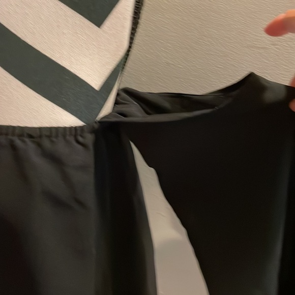 Womens G Shirt - Picture 2 of 5